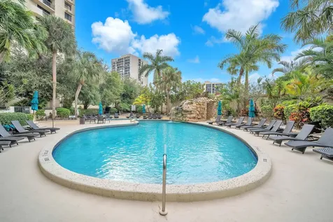 2480 Presidential Way West Palm Beach FL 33401