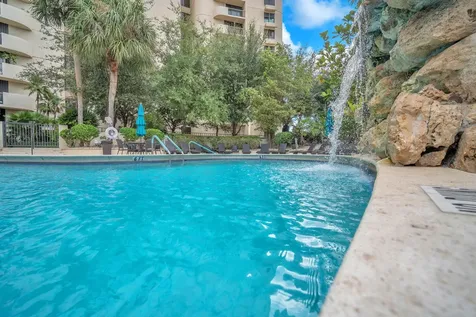 2480 Presidential Way West Palm Beach FL 33401