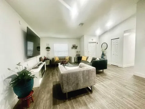 1373 Sw Prairie Circle Port Saint Lucie FL 34953