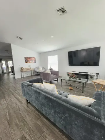1373 Sw Prairie Circle Port Saint Lucie FL 34953