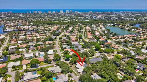 800 Sw 17th Street Boca Raton FL 33486