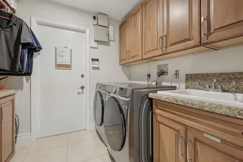 6085 Elmwood Drive Boca Raton FL 33433