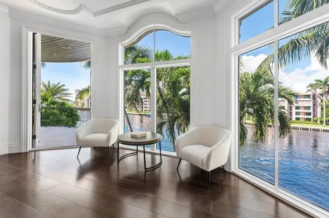 155 Se Spanish Trail Boca Raton FL 33432