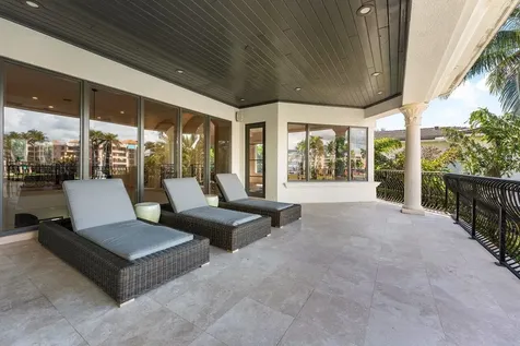 155 Se Spanish Trail Boca Raton FL 33432