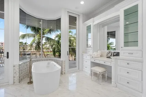 155 Se Spanish Trail Boca Raton FL 33432