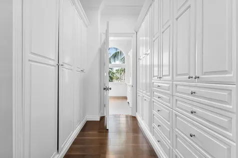 155 Se Spanish Trail Boca Raton FL 33432