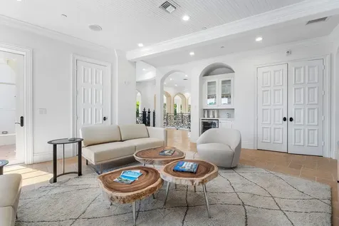 155 Se Spanish Trail Boca Raton FL 33432