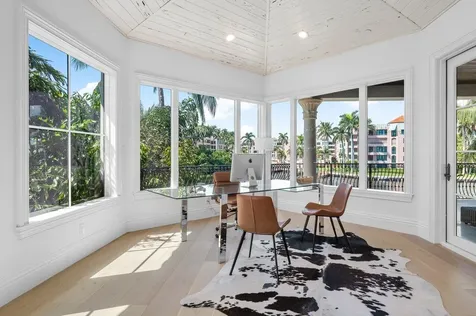 155 Se Spanish Trail Boca Raton FL 33432