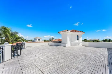 155 Se Spanish Trail Boca Raton FL 33432