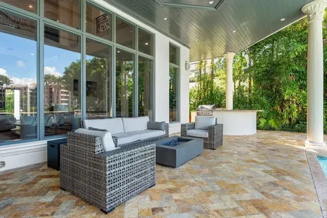 155 Se Spanish Trail Boca Raton FL 33432