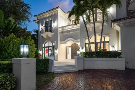 155 Se Spanish Trail Boca Raton FL 33432