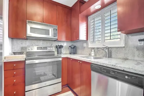 426 Ne 7th Avenue Delray Beach FL 33483