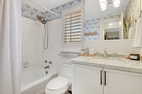 426 Ne 7th Avenue Delray Beach FL 33483