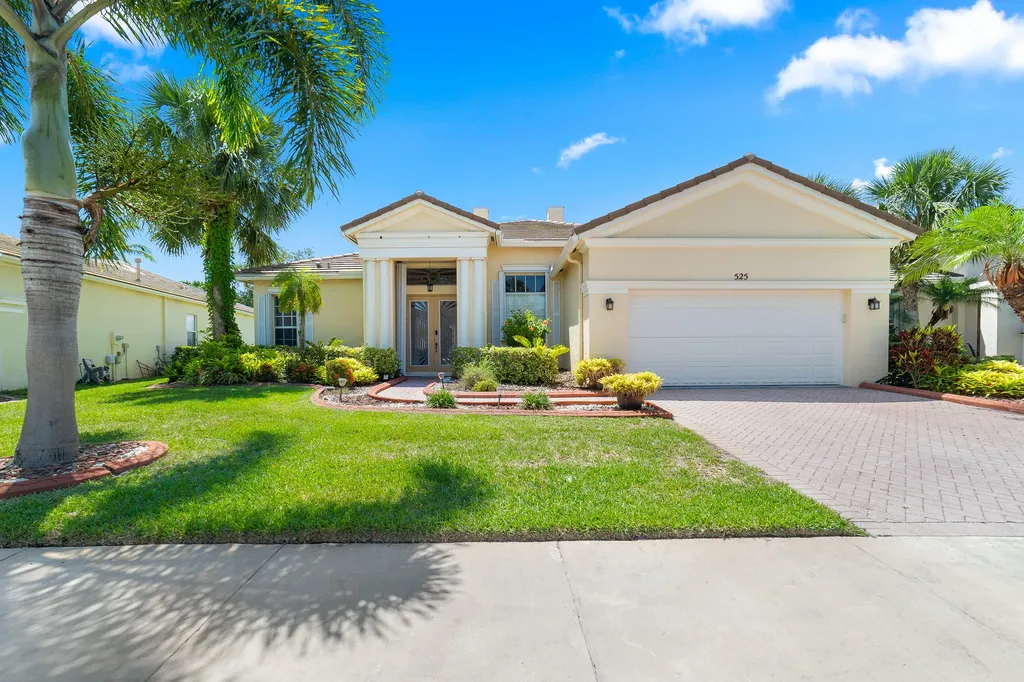 525 Sw Lake Manatee Way Port Saint Lucie FL 34986