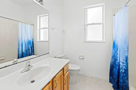 525 Sw Lake Manatee Way Port Saint Lucie FL 34986