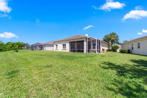 525 Sw Lake Manatee Way Port Saint Lucie FL 34986