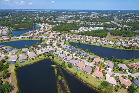 525 Sw Lake Manatee Way Port Saint Lucie FL 34986