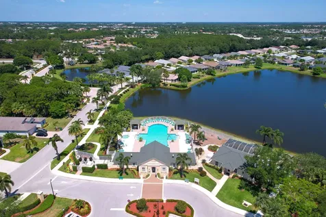 525 Sw Lake Manatee Way Port Saint Lucie FL 34986