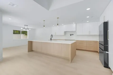 23155 L Ermitage Circle Boca Raton FL 33433