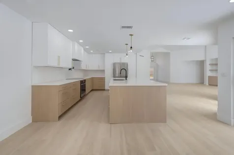 23155 L Ermitage Circle Boca Raton FL 33433