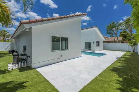 23155 L Ermitage Circle Boca Raton FL 33433