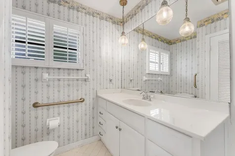 1937 Park Place Boca Raton FL 33486