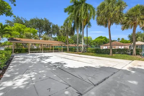8076 Sweetbriar Way Boca Raton FL 33496