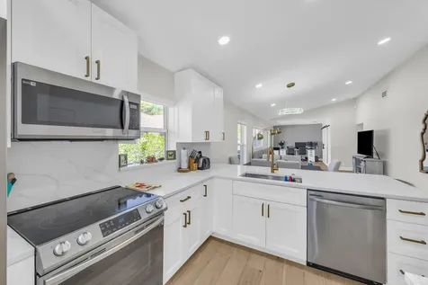 8076 Sweetbriar Way Boca Raton FL 33496