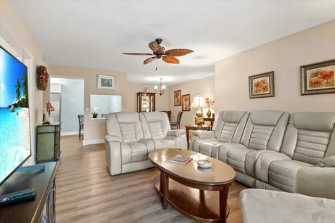 1995 Sw Silver Pine Way Palm City FL 34990