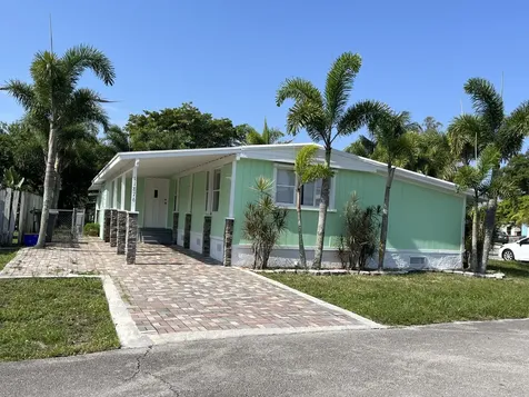 11876 Atlantic Circle Boca Raton FL 33428