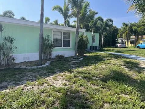 11876 Atlantic Circle Boca Raton FL 33428