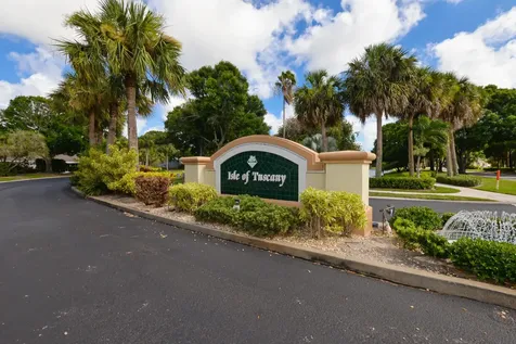 1062 Nw Tuscany Drive Port Saint Lucie FL 34986