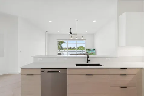 154 Berenger Walk Royal Palm Beach FL 33414