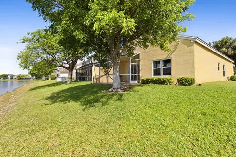 154 Berenger Walk Royal Palm Beach FL 33414