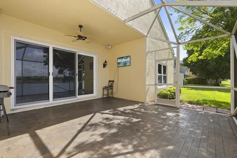 154 Berenger Walk Royal Palm Beach FL 33414