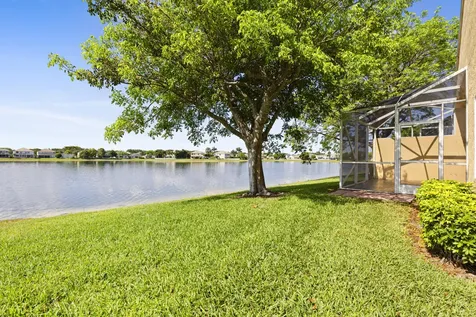 154 Berenger Walk Royal Palm Beach FL 33414