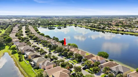 154 Berenger Walk Royal Palm Beach FL 33414
