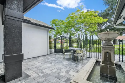 21082 Sweetwater Lane Boca Raton FL 33428