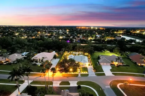 21082 Sweetwater Lane Boca Raton FL 33428
