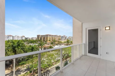 220 Se Mizner Boulevard Boca Raton FL 33432