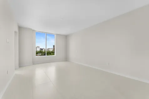 220 Se Mizner Boulevard Boca Raton FL 33432