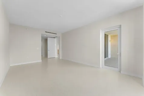 220 Se Mizner Boulevard Boca Raton FL 33432