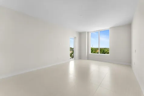 220 Se Mizner Boulevard Boca Raton FL 33432
