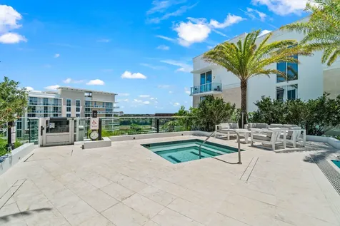 220 Se Mizner Boulevard Boca Raton FL 33432