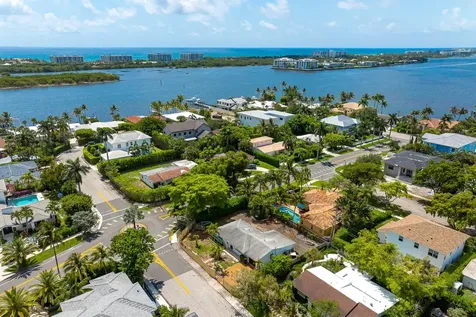 7935 S Flagler Drive West Palm Beach FL 33405