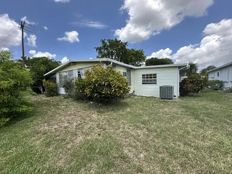 8422 South Street Boca Raton FL 33433