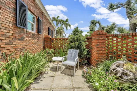 645 Riomar Drive Vero Beach FL 32963