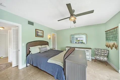 711 Ne Harbour Terrace Boca Raton FL 33431