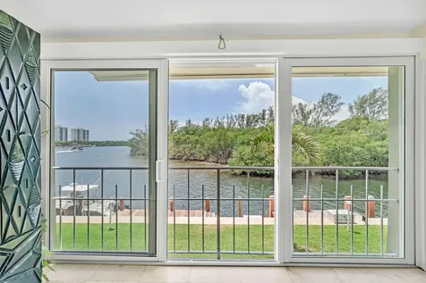 711 Ne Harbour Terrace Boca Raton FL 33431