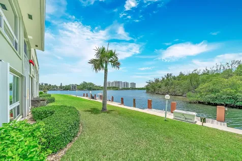 711 Ne Harbour Terrace Boca Raton FL 33431